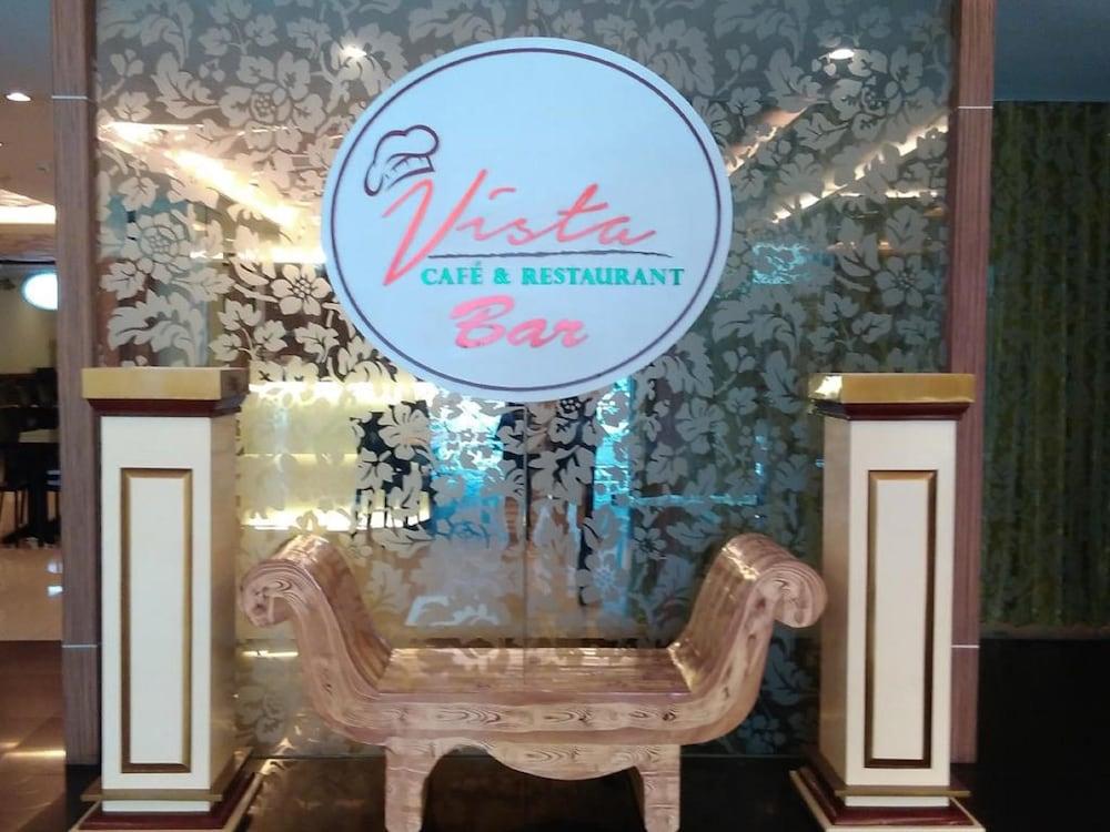 Vista Hotel Cubao Ciudad Quezon Exterior foto